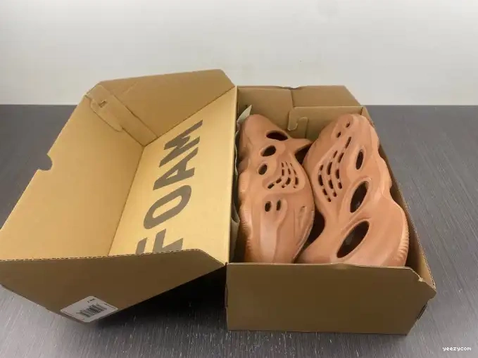RNR Adidas HP5335 Foam Red Yeezy Clay 0515